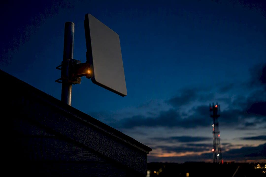 Fixed Wireless Internet: 2–4 Week Test for Home and Small Business